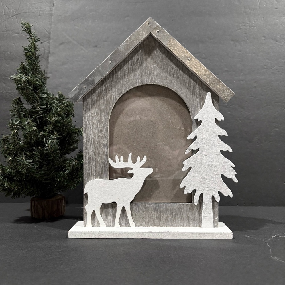 Rustic Wood Cabin w/ Deer & Tree Accent Photo Display Home Decor Winter Holiday